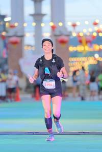 BIB: 600, 5598, 0000
                            <button type="button" onclick="openModal(21767222)" class="btn btn-primary btn-sm float-right btn-popup" data-toggle="modal" data-target=".modal-high-quality">
                        <i class="fas fa-shopping-cart"></i> Add to Cart
                    </button>
                                            <button type="button" onclick="isThisMe(21767222, true)" class="btn btn-success btn-sm float-right btn-popup btn-isme hidden" data-toggle="tooltip" data-placement="bottom" title="นี่คือรูปของคุณใช่ไหม คลิกที่นี่เพื่อเอาเข้าอัลบั้ม">
                        <i class="fas fa-plus"></i> Add to album
                    </button>
                    <button type="button" onclick="isThisMe(21767222, false)" class="btn btn-warning btn-sm float-right btn-popup btn-isnotme hidden">
                        <i class="fas fa-ban"></i> Remove from album
                    </button>